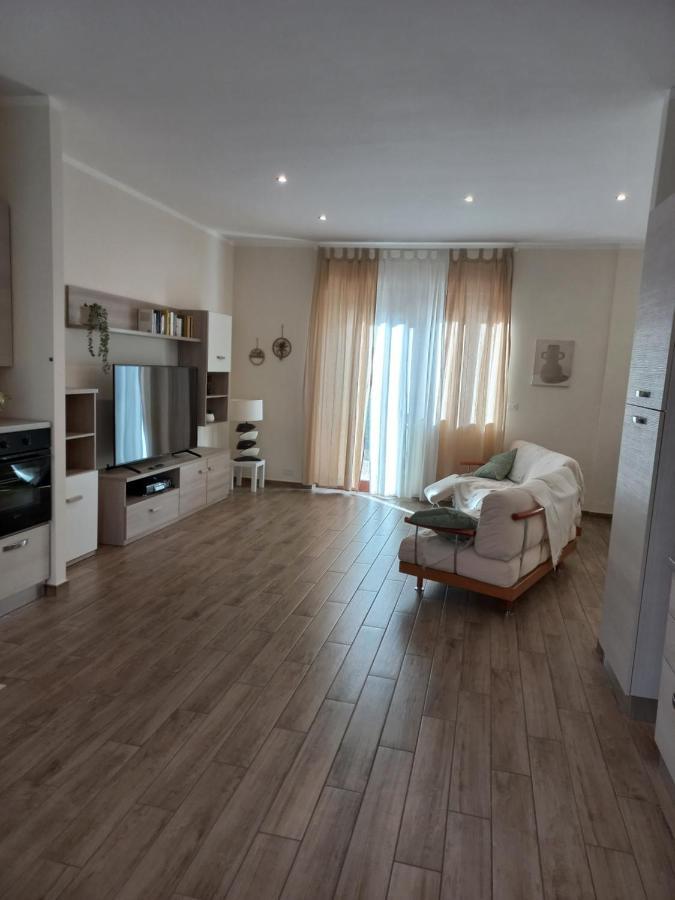 La Casa Di Carla Apartment Pescara Luaran gambar