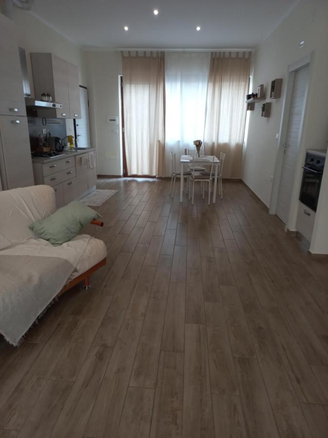 La Casa Di Carla Apartment Pescara Luaran gambar